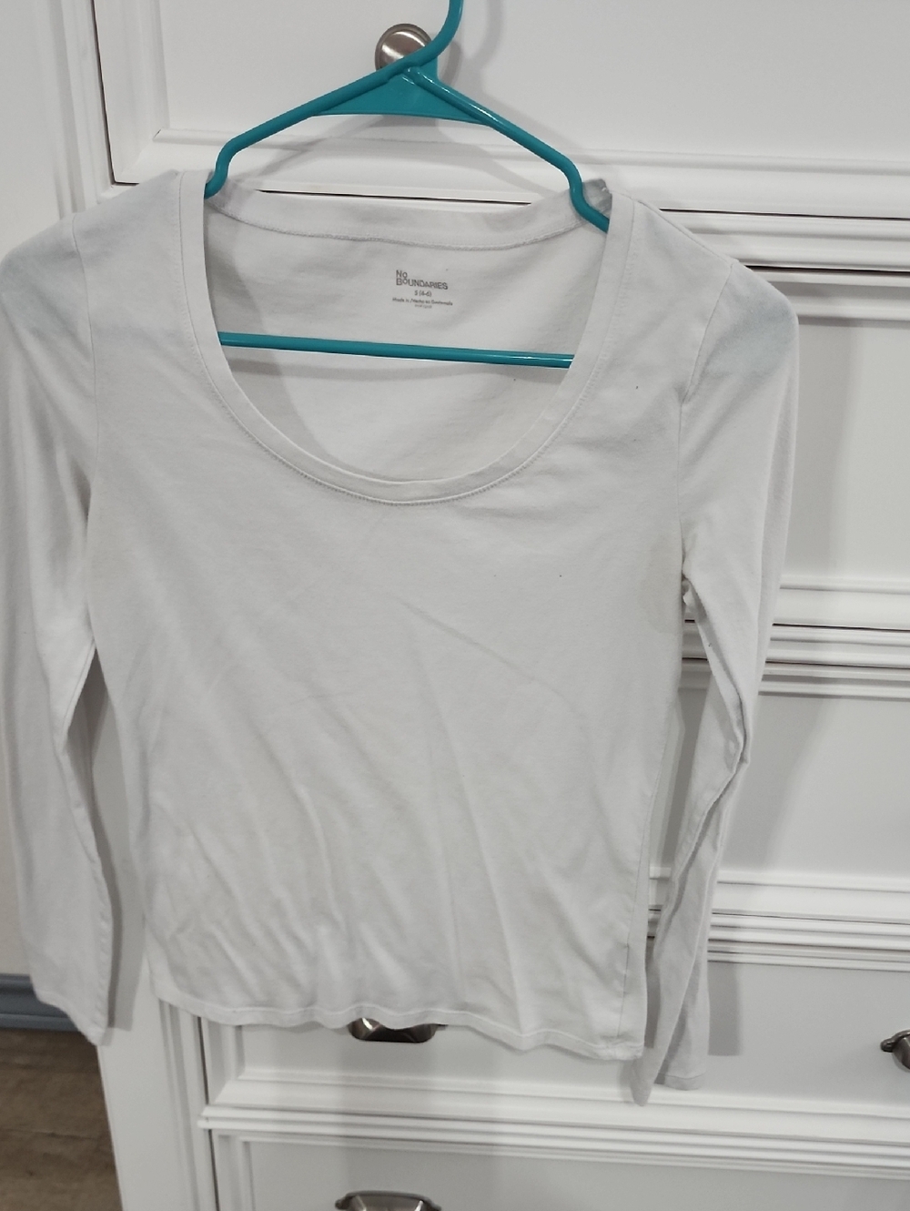 No Boundaries White Scoop Neck Long Sleeve Tee